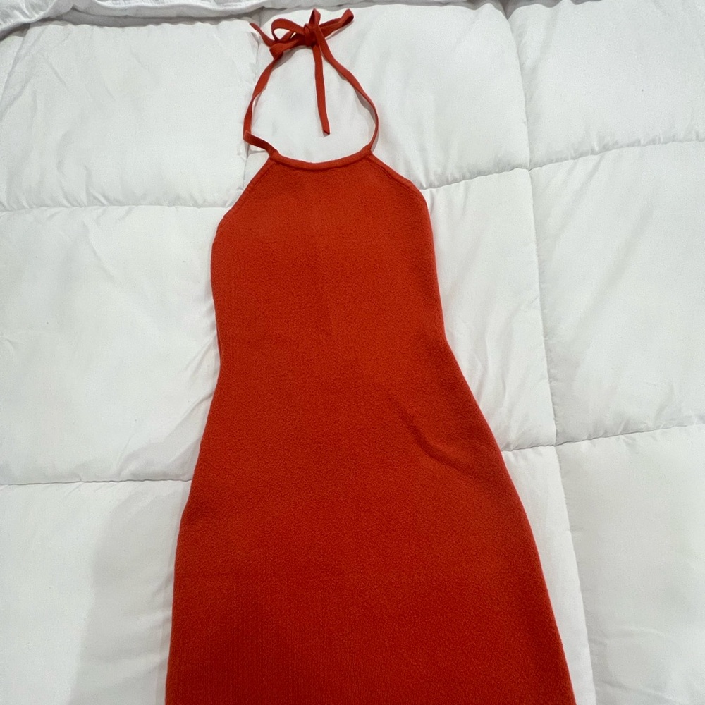 Body-con halter dress